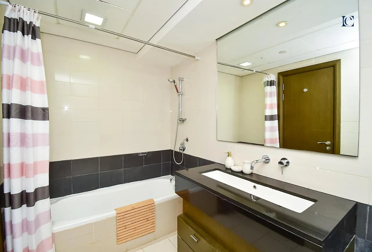 1Br With Burj Khalifa View - Loft Central Dubai 0*,  Birleşik Arap Emirlikleri